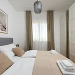 Pavin Apartment